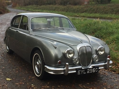 1965 Daimler v8 Saloon Auto .Just lovely !! For Sale