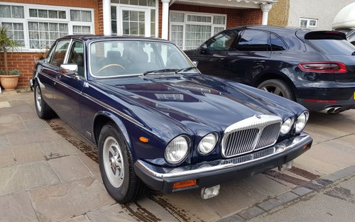 1992 Beautiful low mileage example For Sale
