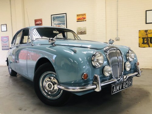 1969 Daimler 250 V8 Auto - absolutely stunning condition SOLD