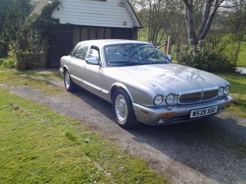 2000 Daimler V8 saloon VERKAUFT