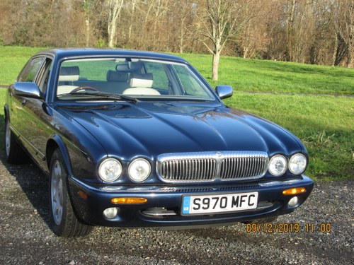 1998 Daimler Super V8 LWB In vendita