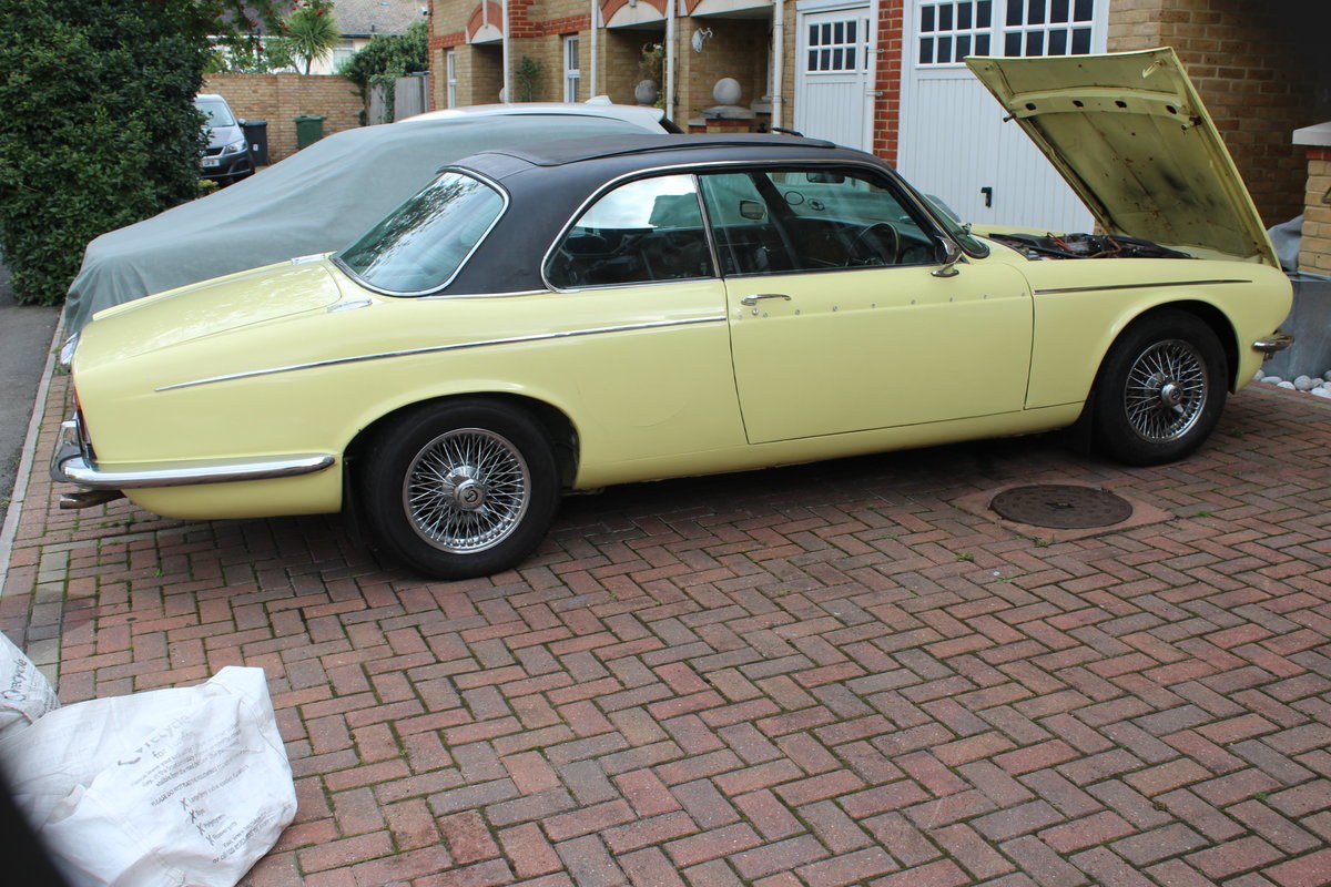 1975 Daimler Coupe