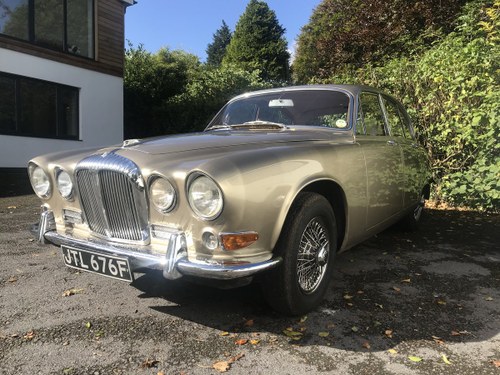 A 1968 Daimler Sovereign - 11/11/2020 For Sale by Auction