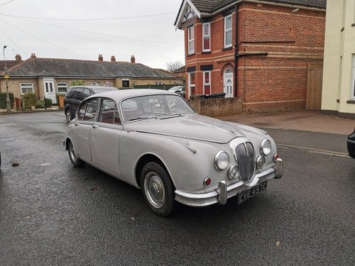 Daimler 250 V8 1965 - To be auctioned 26-03-21 For Sale by Auction
