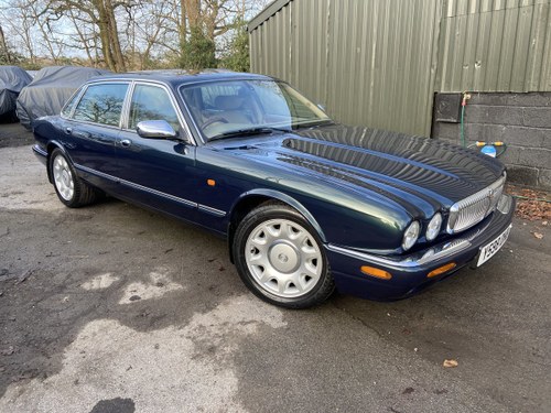 Daimler Super V8 2001 with 65k miles totally rust free For Sale