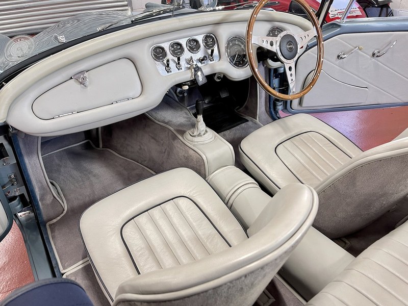1962 Daimler Dart