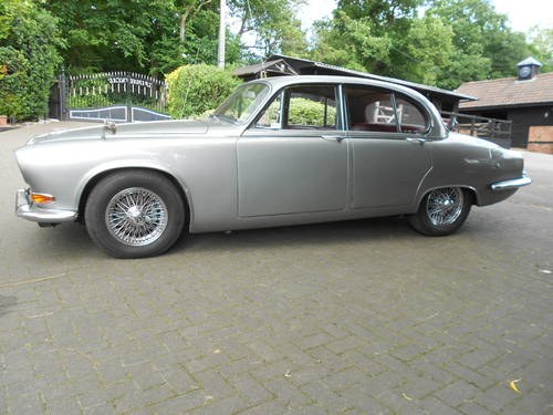 Daimler jaguar soverign 1967 In vendita