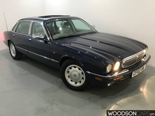 2002 Daimler 4.0 V8 Automatic LWB - 2 Owners For Sale