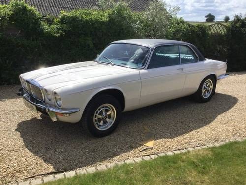 1976 Daimler Sovereign 4.2 Coupe For Sale by Auction