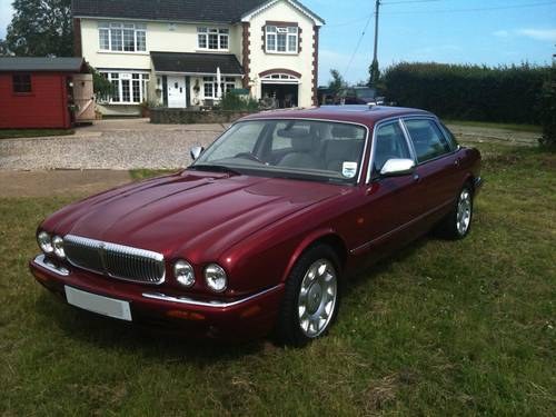 2000 Daimler Super V8 Carnival Red rust free RHD example For Sale