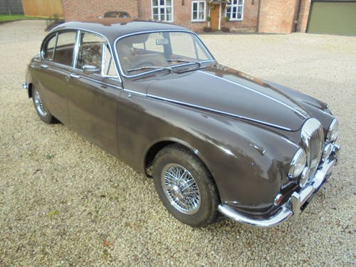 1969 Daimler 250 V8 Saloon , low ownership and 45k miles For Sale