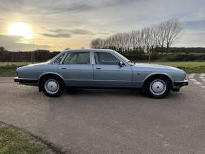 1991 Daimler Sovereign XJ40 4.0ltr Low Miles For Sale (picture 8 of 11)