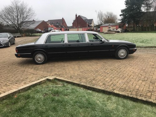 1996 Rare 4.0 v8 limousine low mileage For Sale