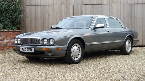 2002 Daimler V8 with good service history For Sale