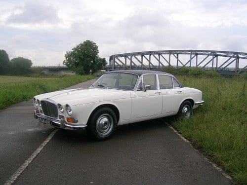 1973 Daimler Sovereign 4.2 Automatic Historic Vehicle For Sale