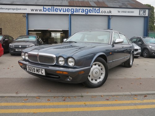 1998 Daimler 4.0 V8 LWB - Fantastic condition In vendita