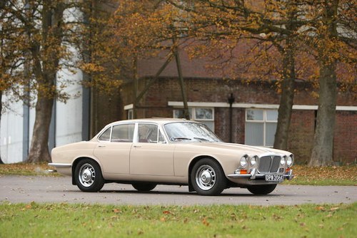 1971 DAIMLER SOVEREIGN 2.8-LITRE SALOON For Sale by Auction