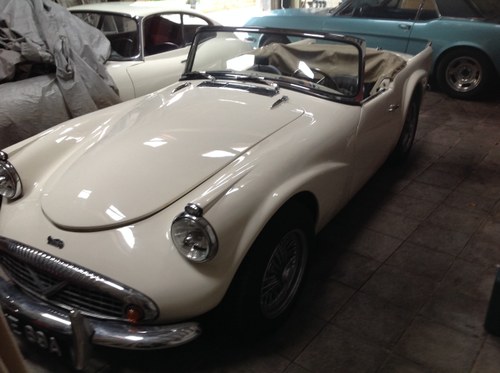 1963 Daimler Dart SP 250 VENDIDO