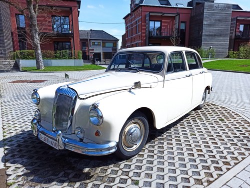 1961 Rare Daimler Majestic 3.8 150bhp - RHD For Sale