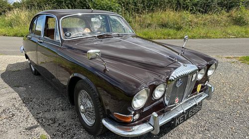 Picture of 1969 Daimler Sovereign 420 Saloon Automatic. - For Sale