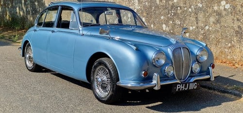 1968 Daimler V8 250