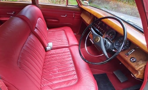 1967 Daimler 250 V8 - 8