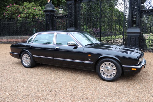 1997 DAIMLER 6 CENTURY LWB *Only 25,500 miles* Kaufen Bei