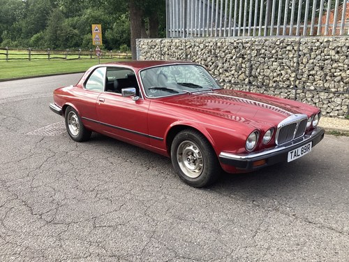 1977 Daimler Sovereign 4.2 Coupe Manual/Overdrive SOLD