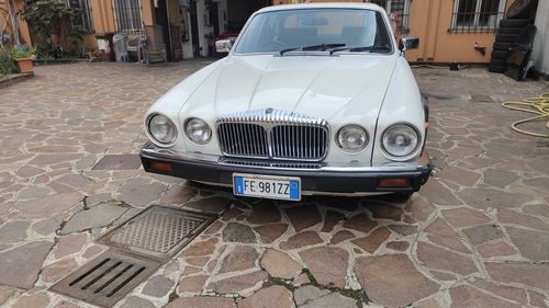 Picture of 1983 daimler 4200 sovereign - For Sale