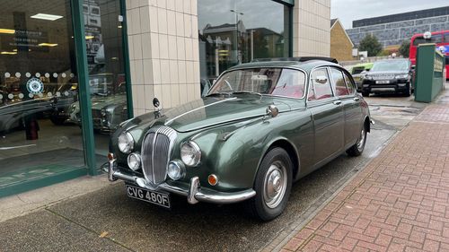 Picture of 1968 Daimler V8 250 Saloon - For Sale