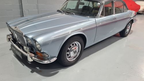 Picture of 1973 Stunning Daimler Double Six Vanden Plas - For Sale