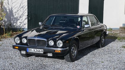 1991 Daimler Double Six