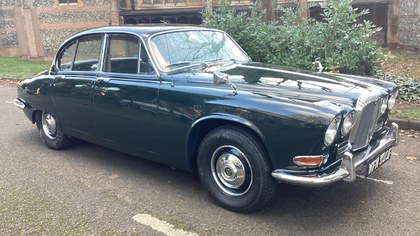 Daimler Sovereign 420 Automatic/PAS   2 Owners from New