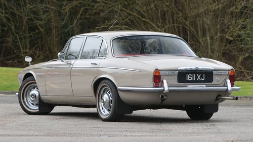 Picture of 1971 Daimler Sovereign 4.2 - For Sale by Auction