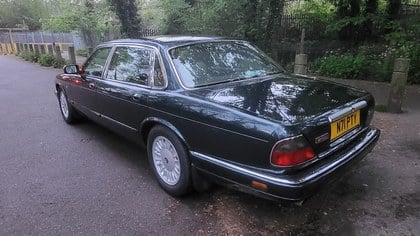 1996 Daimler Six LWB