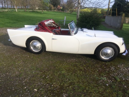 1964 Daimler SP250 (Dart)