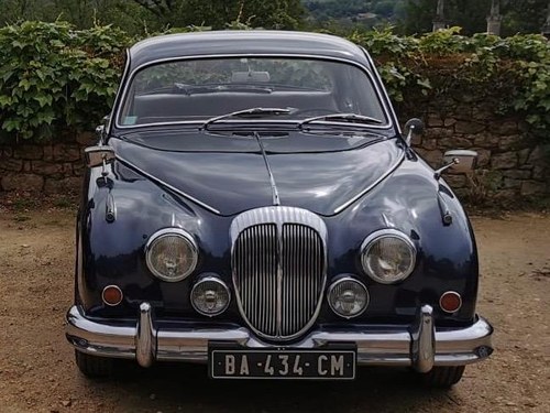 1963 DAIMLER 2.5 V8 Saloon A vendre