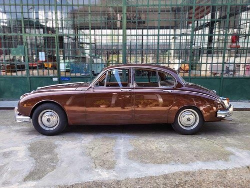 1964 DAIMLER 2.5 V8 Saloon For Sale