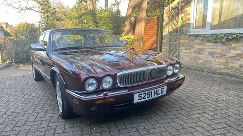 1998 Daimler Super Eight