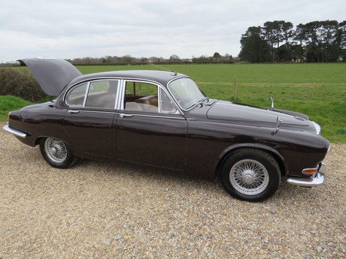 1969 (G) Daimler Sovereign AUTOMATIC POWER STEERING For Sale
