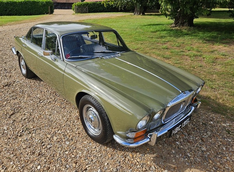 1973 Daimler Double Six - 2 1973 Daimler Double Six - 2