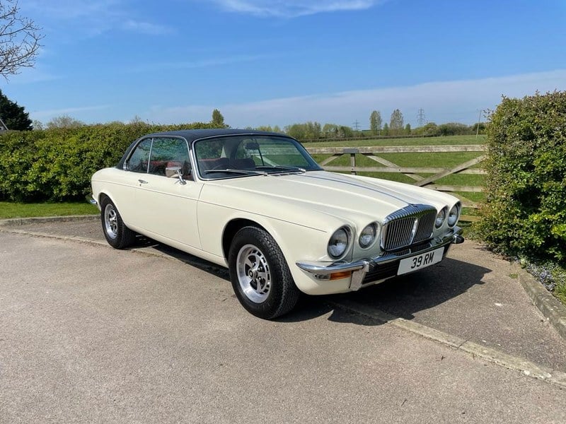 1977 DAIMLER SOVEREIGN 4.2 COUPE (BEST AVAILABLE)