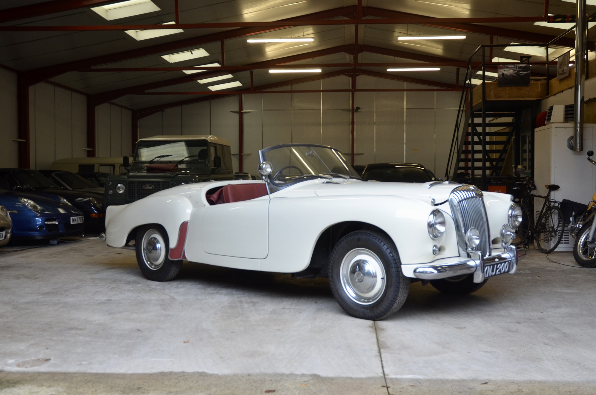 1955 Daimler, foto 1