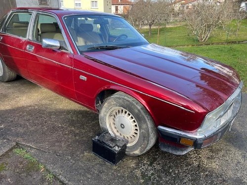 1988 Daimler XJ40 A vendre