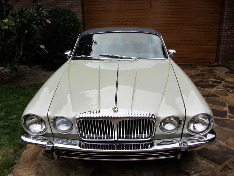 1977 Daimler XJ - 2 1977 Daimler XJ - 2