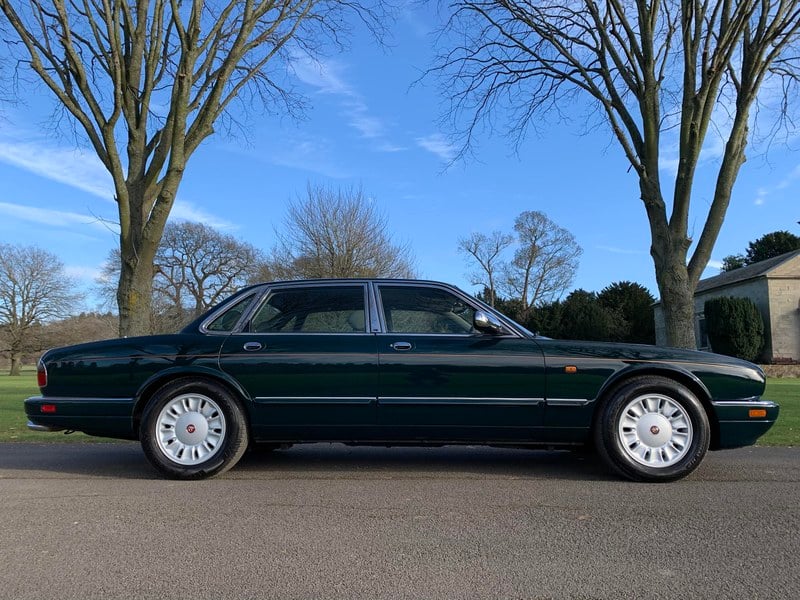 1995 Daimler Double Six - 2 1995 Daimler Double Six - 2