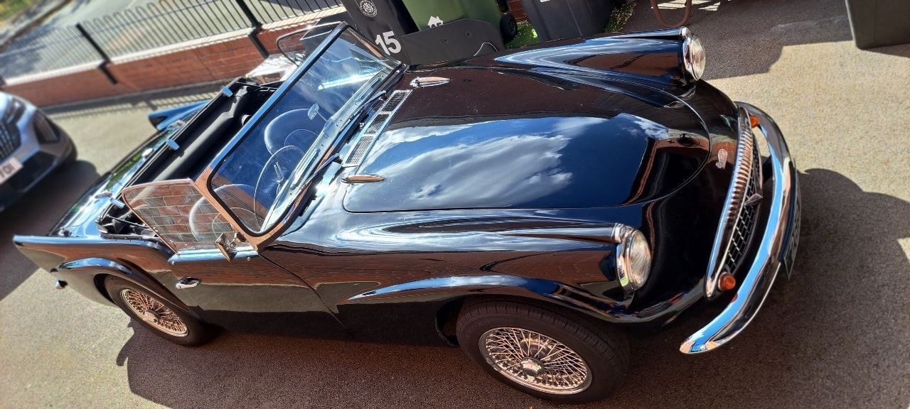 1961 Daimler SP250 (Dart), foto 2