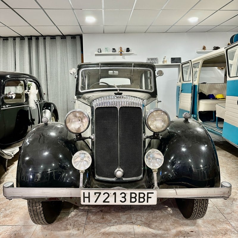 1935 Daimler Fifteen 2-litre engine - 1 1935 Daimler Fifteen 2-litre engine - 1