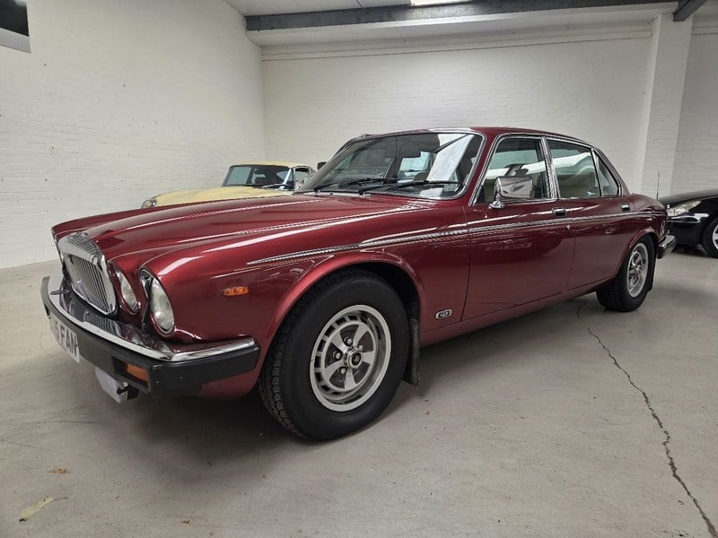1988 Daimler Double Six - 1 1988 Daimler Double Six - 1
