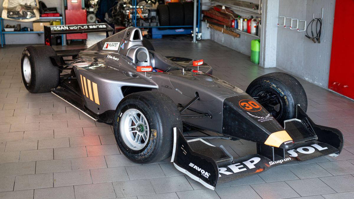 2002 Dallara F3 in France - For Sale by Auction | Car & Classic